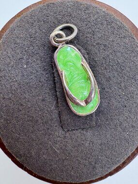 Green Enamel Flip Flop Sandal Charm VTG Sterling Silver 925 Size 0.75" Length